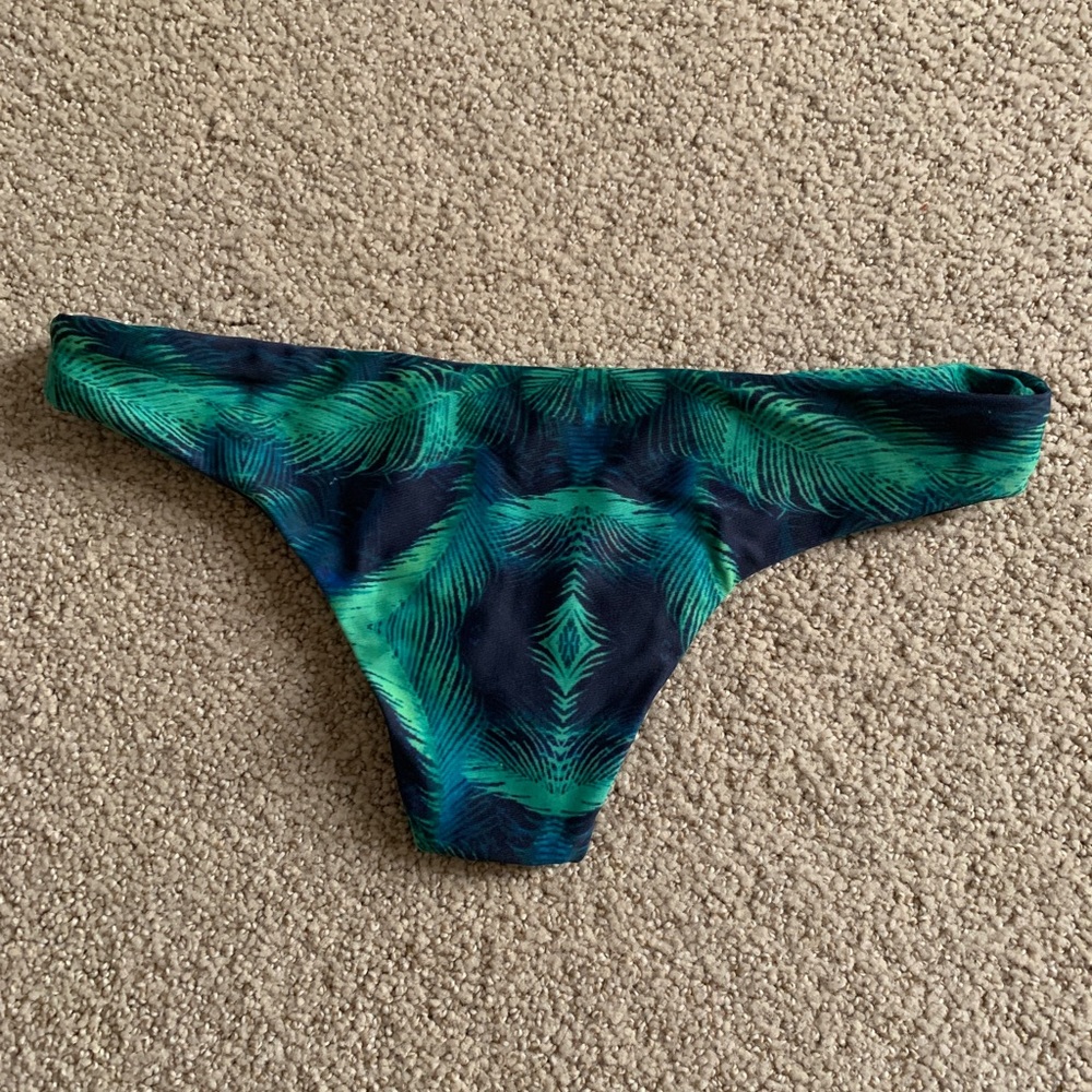 Stone fox rouched bottoms xs